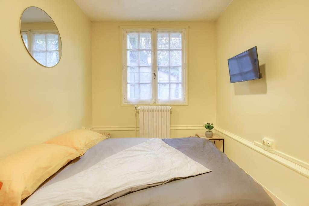 Studio "L'Ermitage" Proche Chateau Apartment แวร์ซาย ภายนอก รูปภาพ